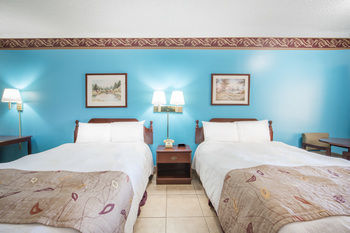 Texas Inn And Suites Citycenter At Utrgv Edinburg Dış mekan fotoğraf