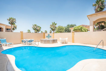 Texas Inn And Suites Citycenter At Utrgv Edinburg Dış mekan fotoğraf