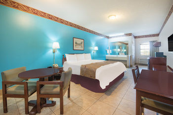 Texas Inn And Suites Citycenter At Utrgv Edinburg Dış mekan fotoğraf